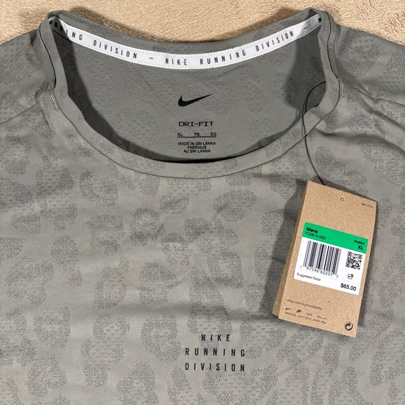 Nike Men's Dri-FIT Rise 365 Running Division T-Shirt - X-Large - MSRP $64 - Picture 2 of 5